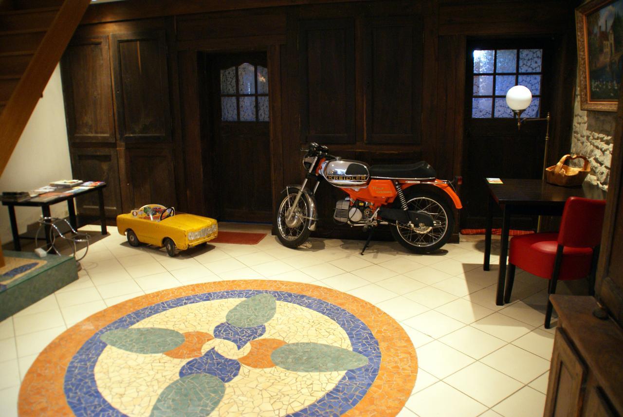 Chez Catharina Oldtimer B&B Levoncourt  외부 사진
