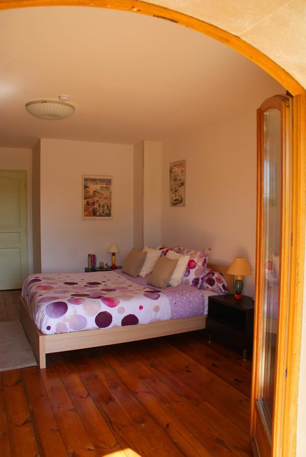Chez Catharina Oldtimer B&B Levoncourt  외부 사진